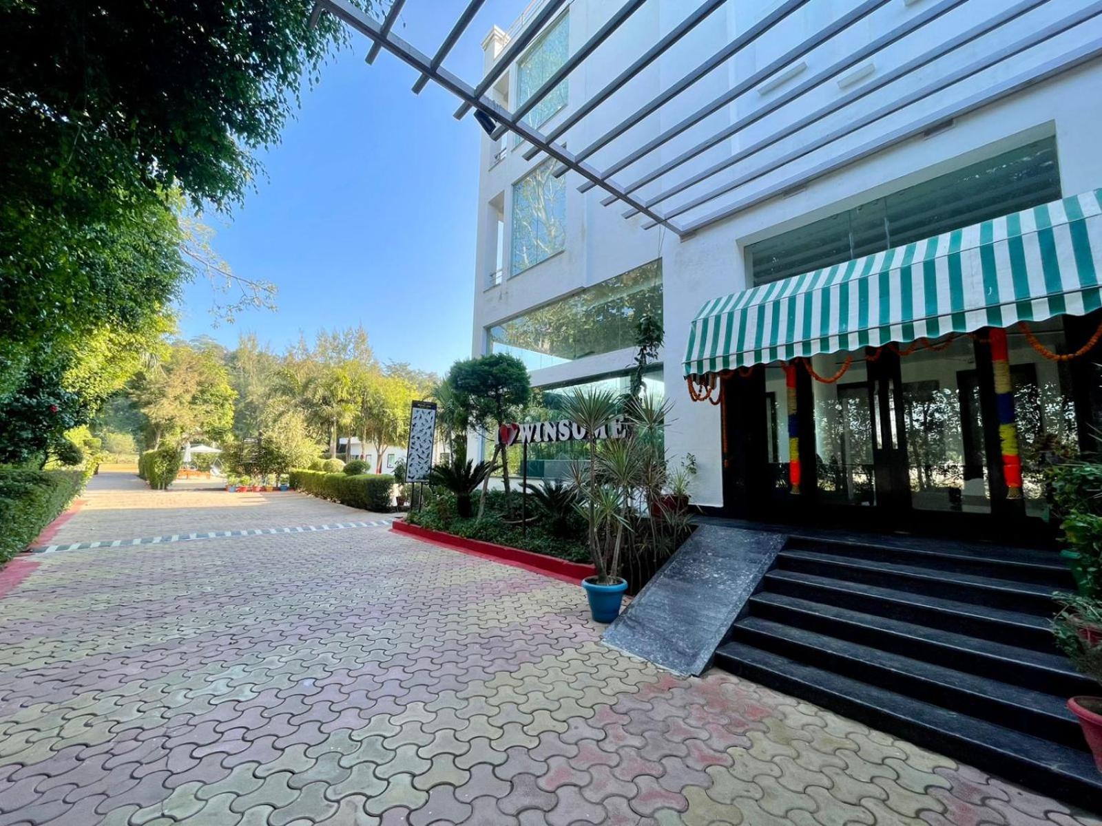 רמנגר Winsome Resort & Spa Corbett מראה חיצוני תמונה